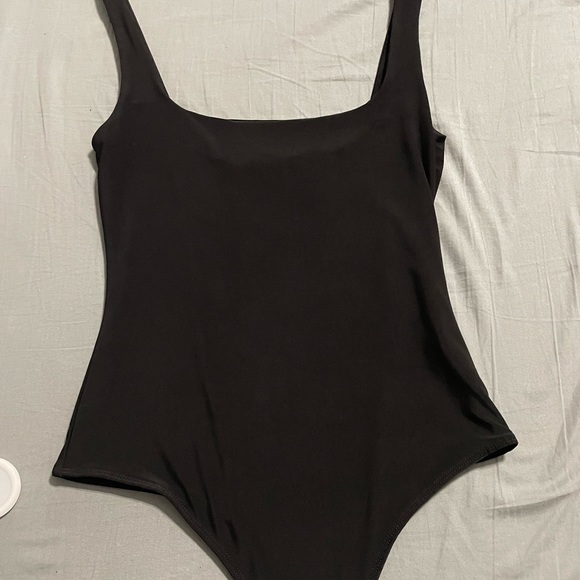black bodysuit - Picture 1 of 1